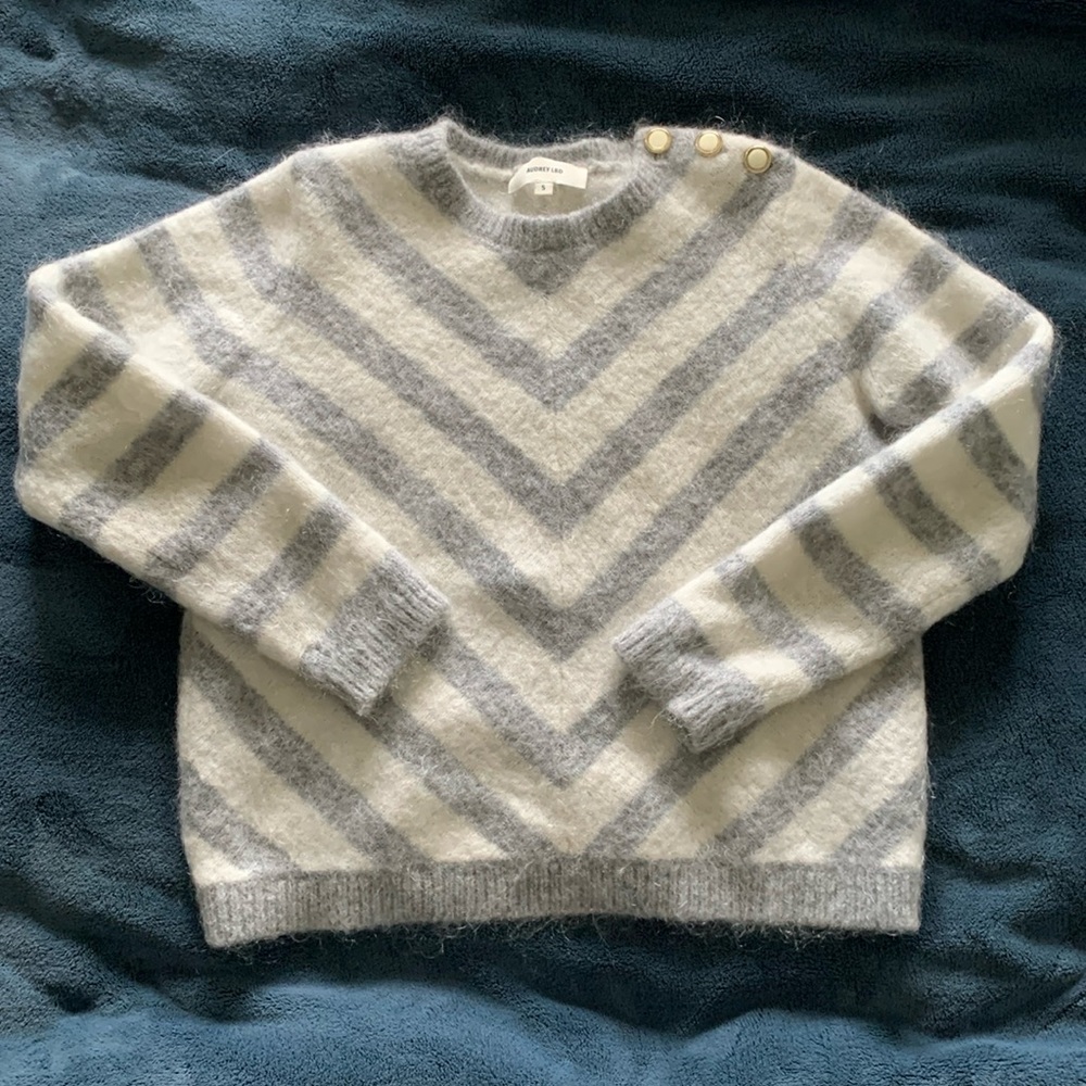 Audrey Lombard sweater